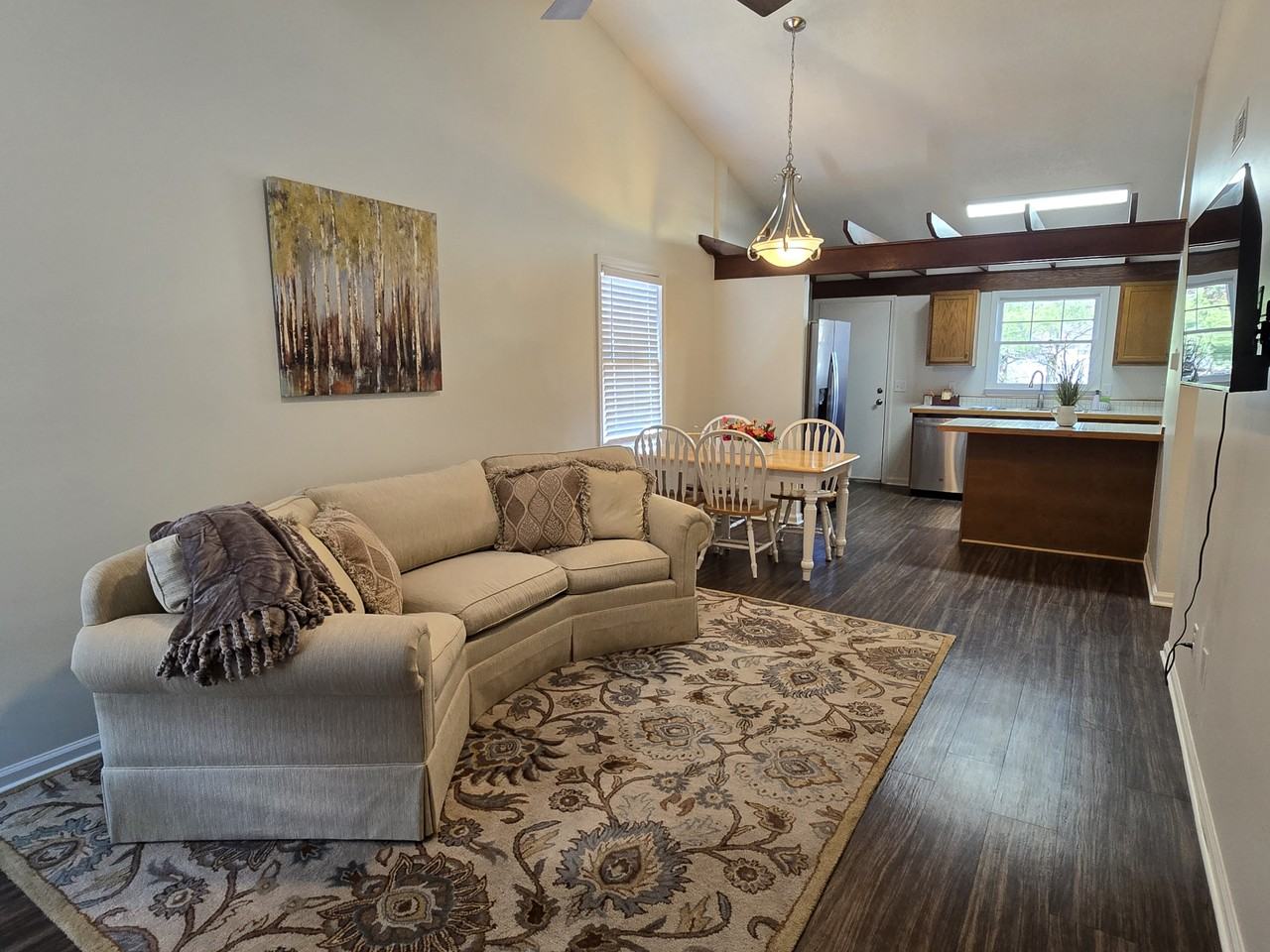 1829 Alyssum Pl #1 - Photo 3 of 21