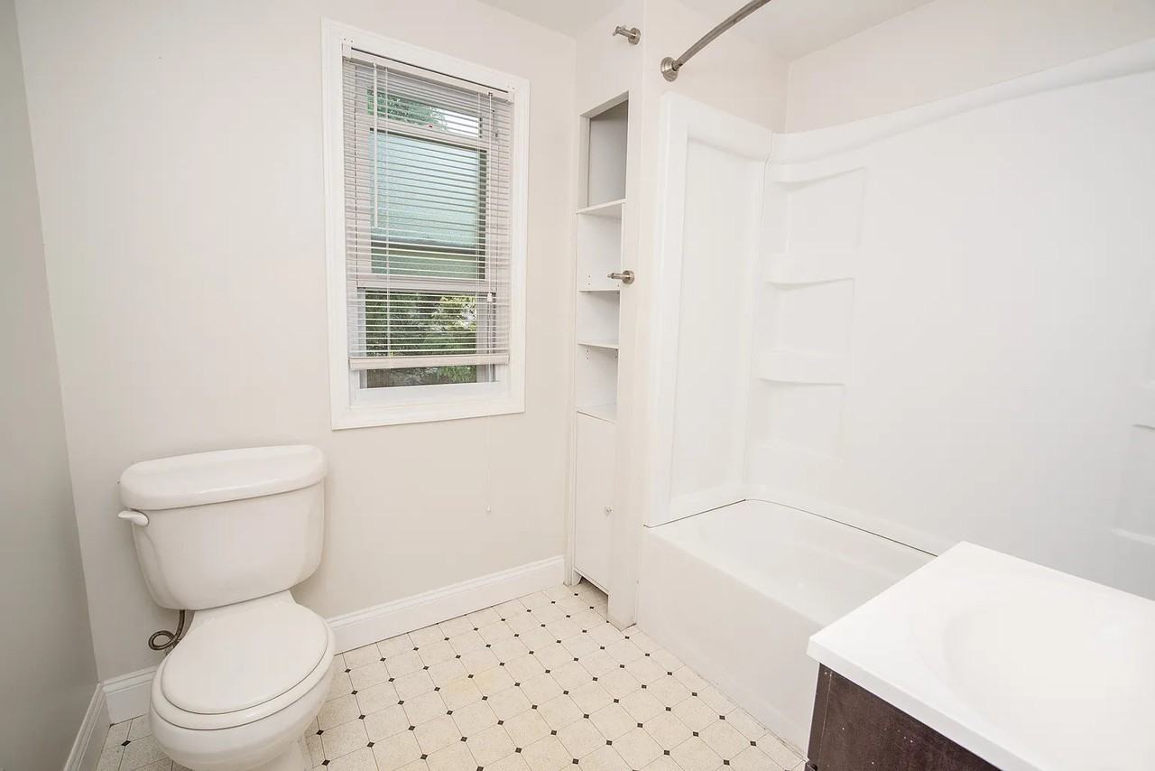 350 Humboldt St #1 - Photo 3 of 10