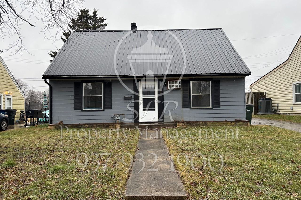 1029 Blakley Dr #1 - Photo 2 of 22