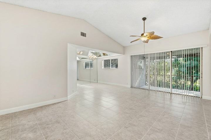 9770 Nickels Boulevard #405 - Photo 6 of 9