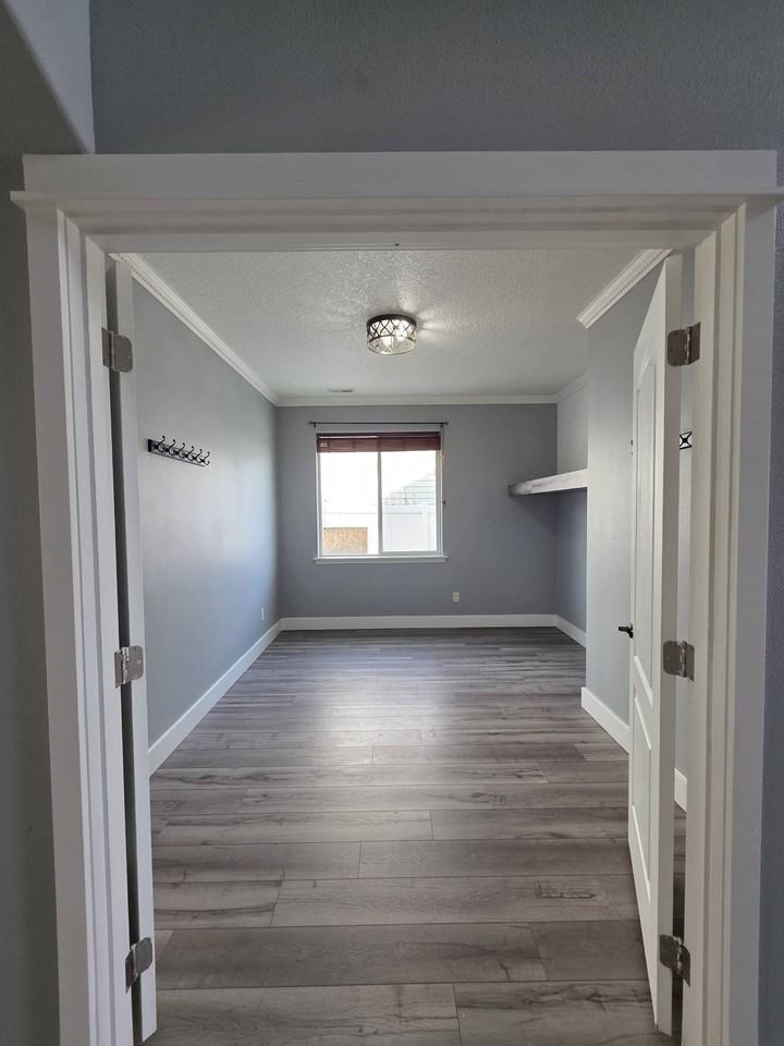 4916 Laredo Dr #1 - Photo 6 of 31