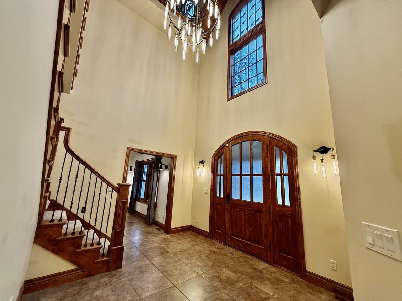 6819 S Greenfield Way #1 - Photo 4 of 50