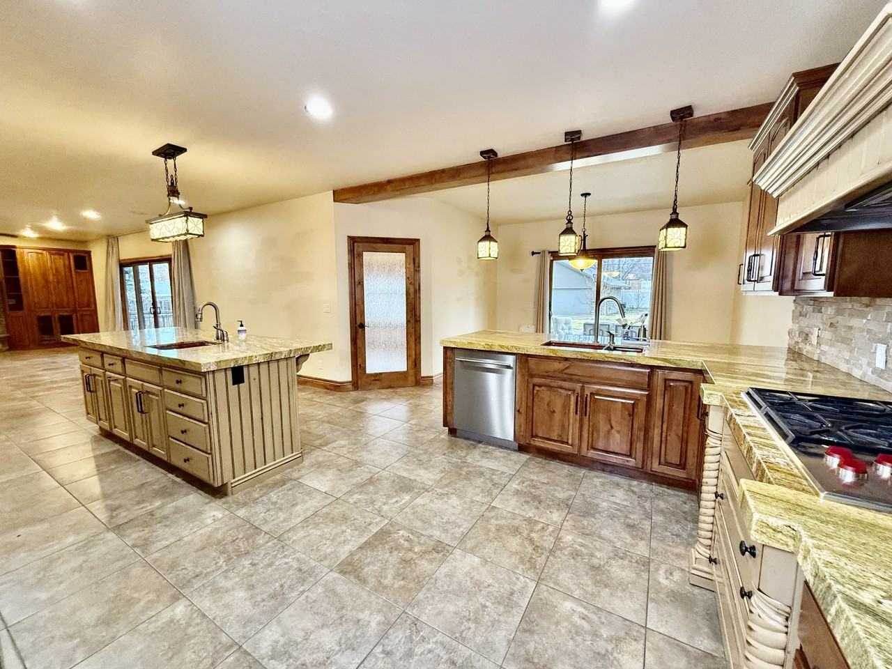 6819 S Greenfield Way #1 - Photo 7 of 50