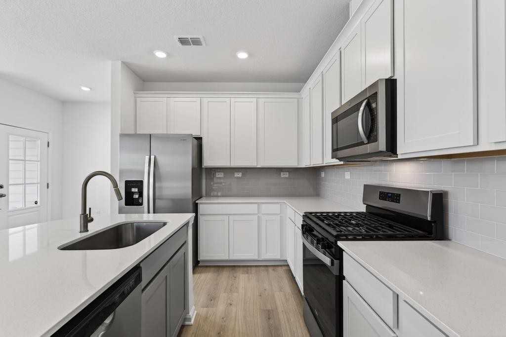 368 Woods Ln #1 - Photo 6 of 50