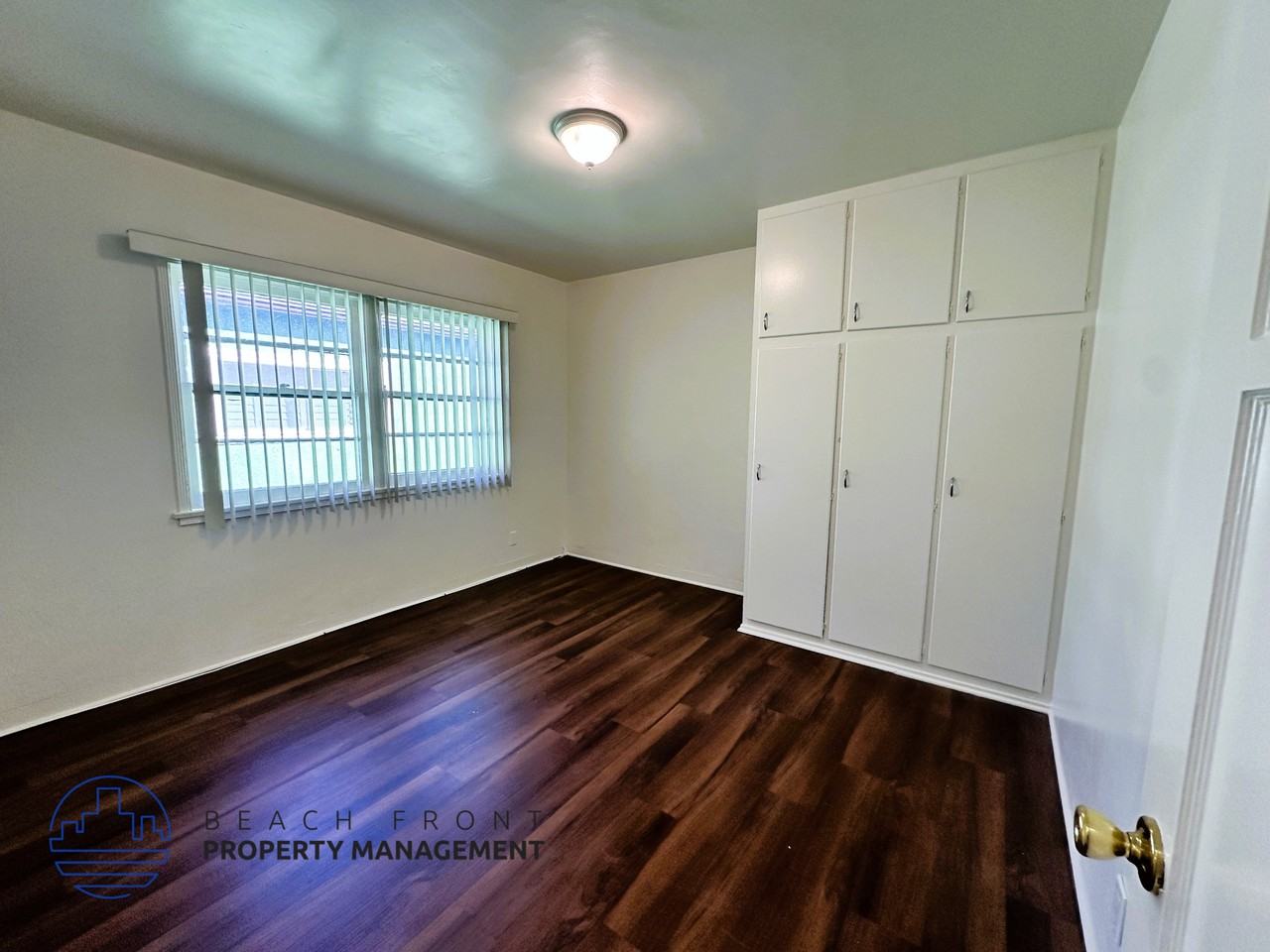 2490 Cedar Avenue - Photo 5 of 6