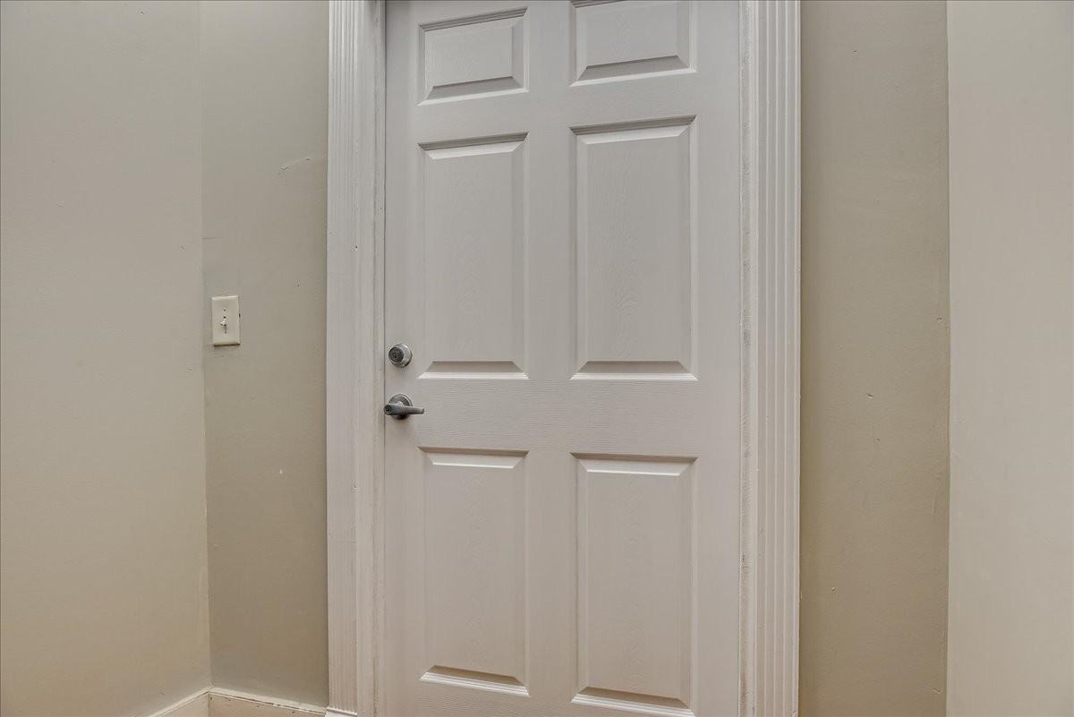 Broad Street Ext #B - Photo 2 of 14