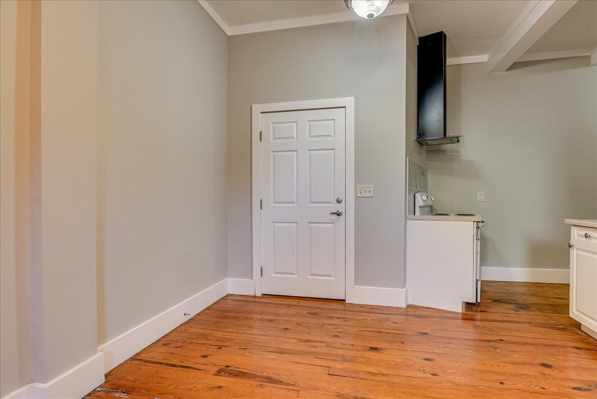 Broad Street Ext #B - Photo 3 of 14