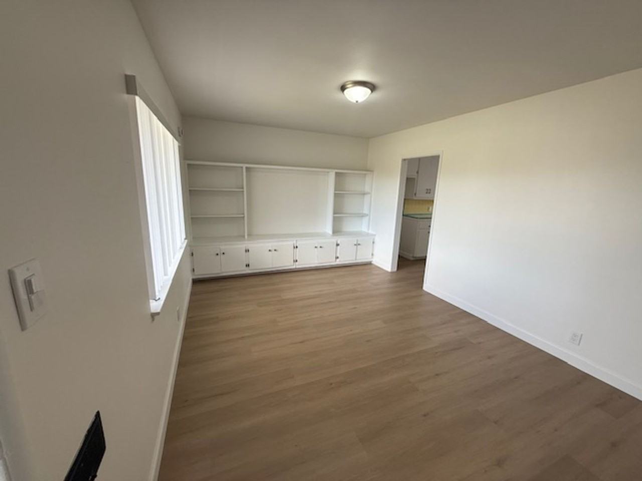 15908 S Manhattan Pl - Photo 6 of 14