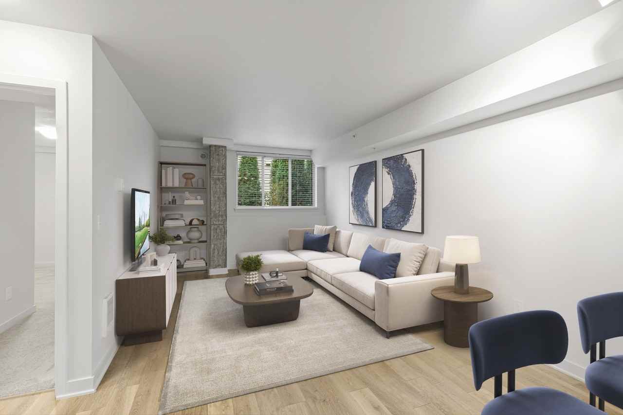 Park Metro - Photo 2 of 34