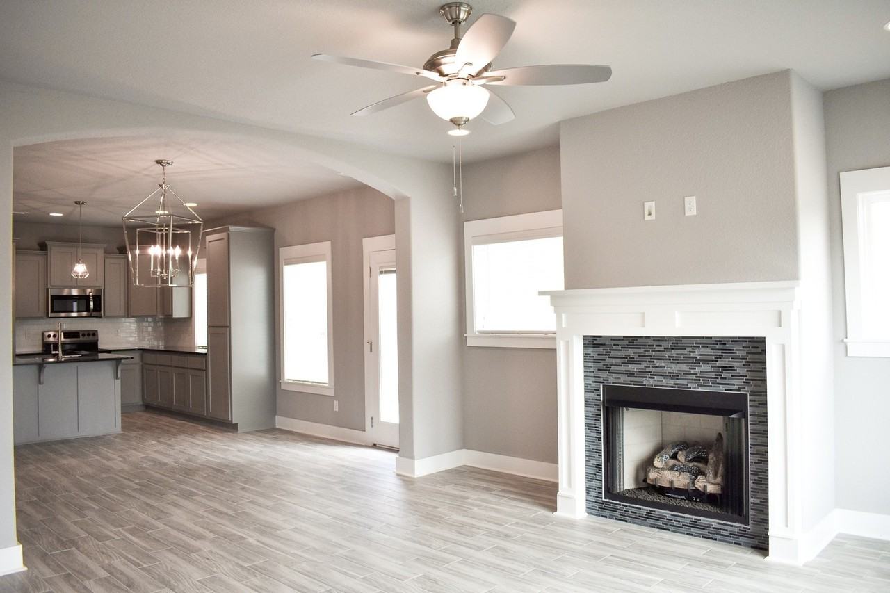 756 N Malbec Rd - Photo 3 of 20