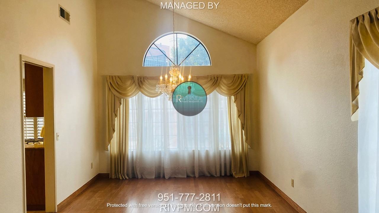 23972 Creekwood Dr - Photo 5 of 23