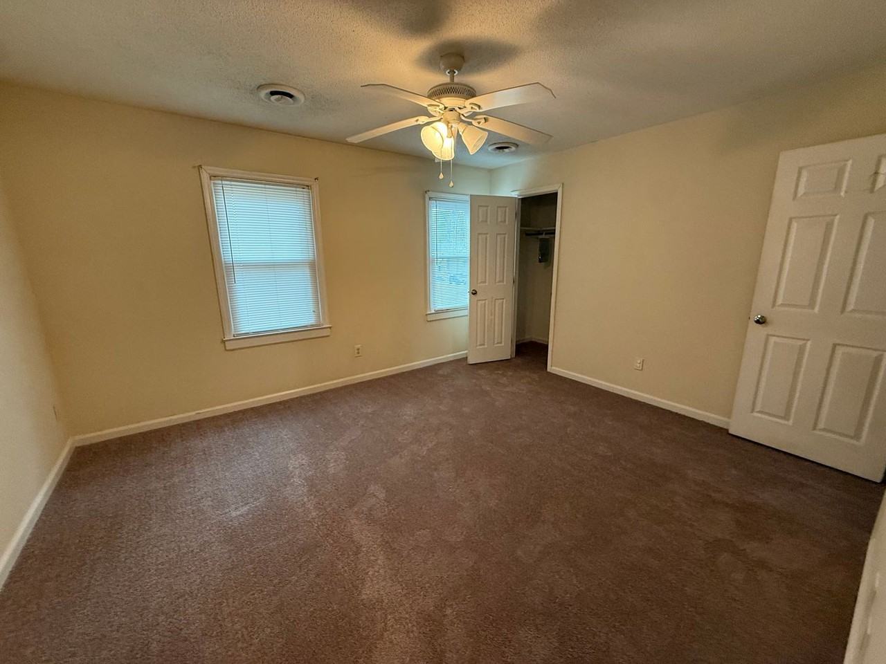 3405D Jayne Ln Nw - Photo 6 of 16