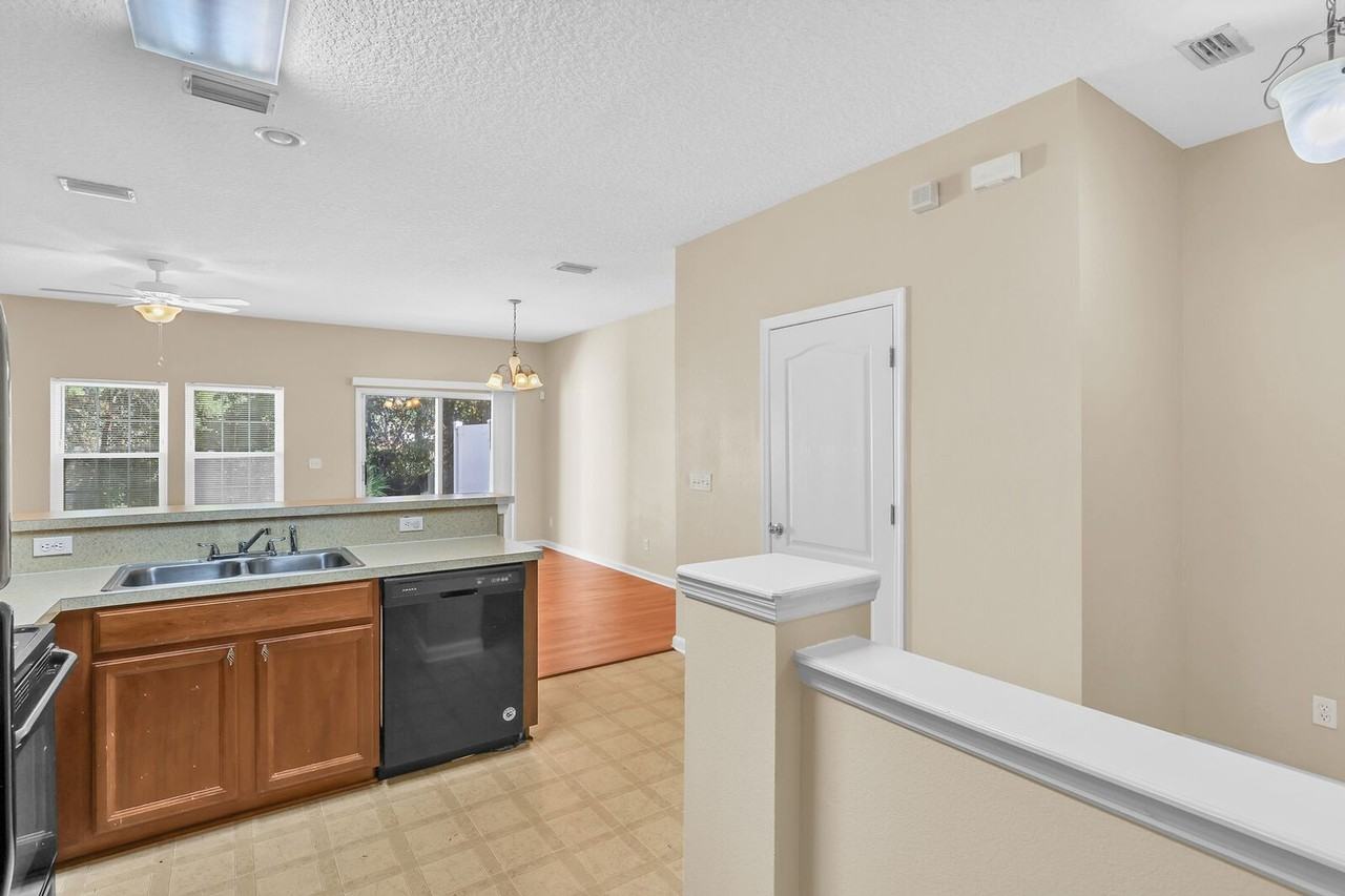 12315 Mangrove Forest Ct - Photo 6 of 16