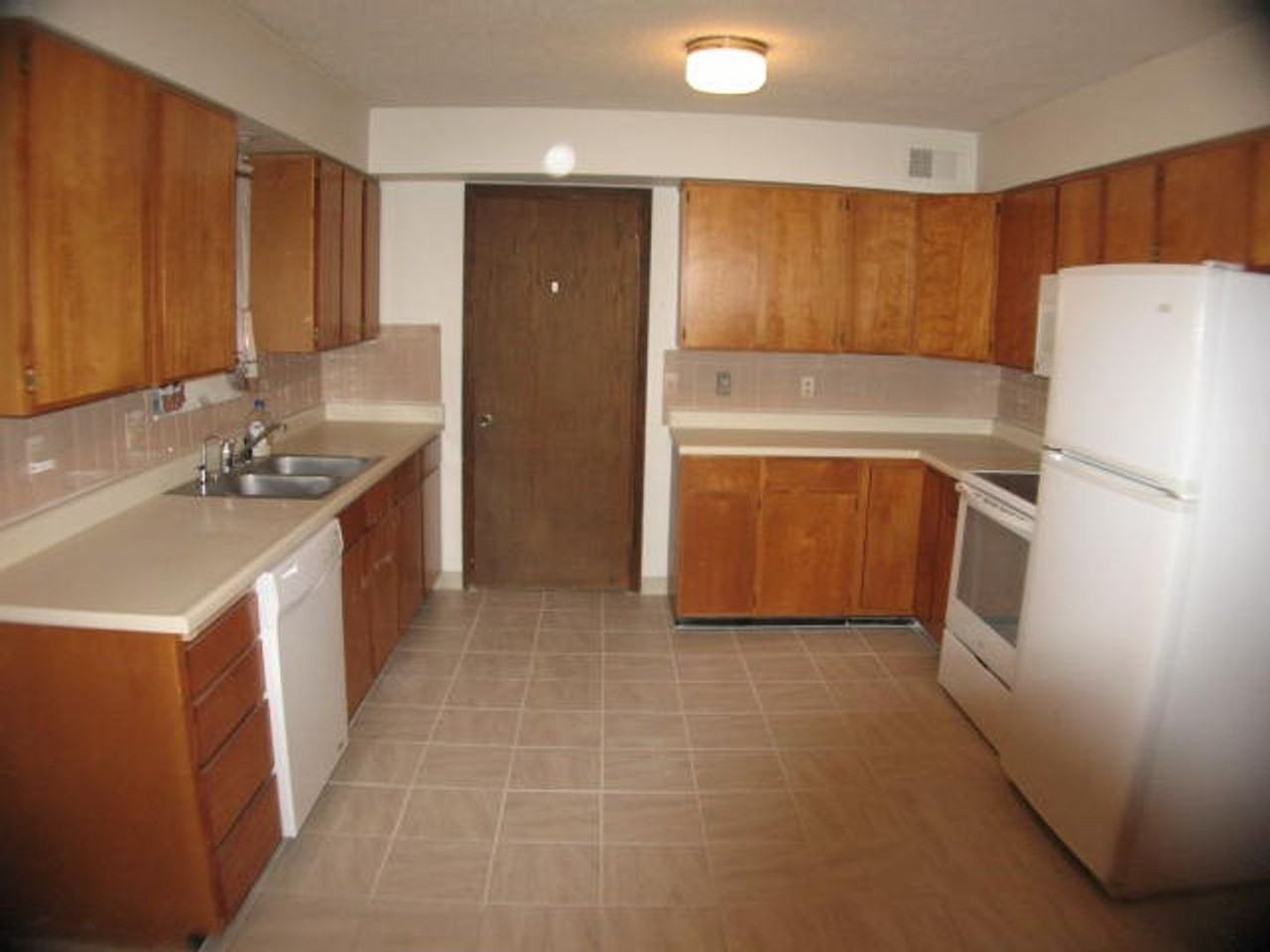 2253 Turquoise Dr - Photo 2 of 11