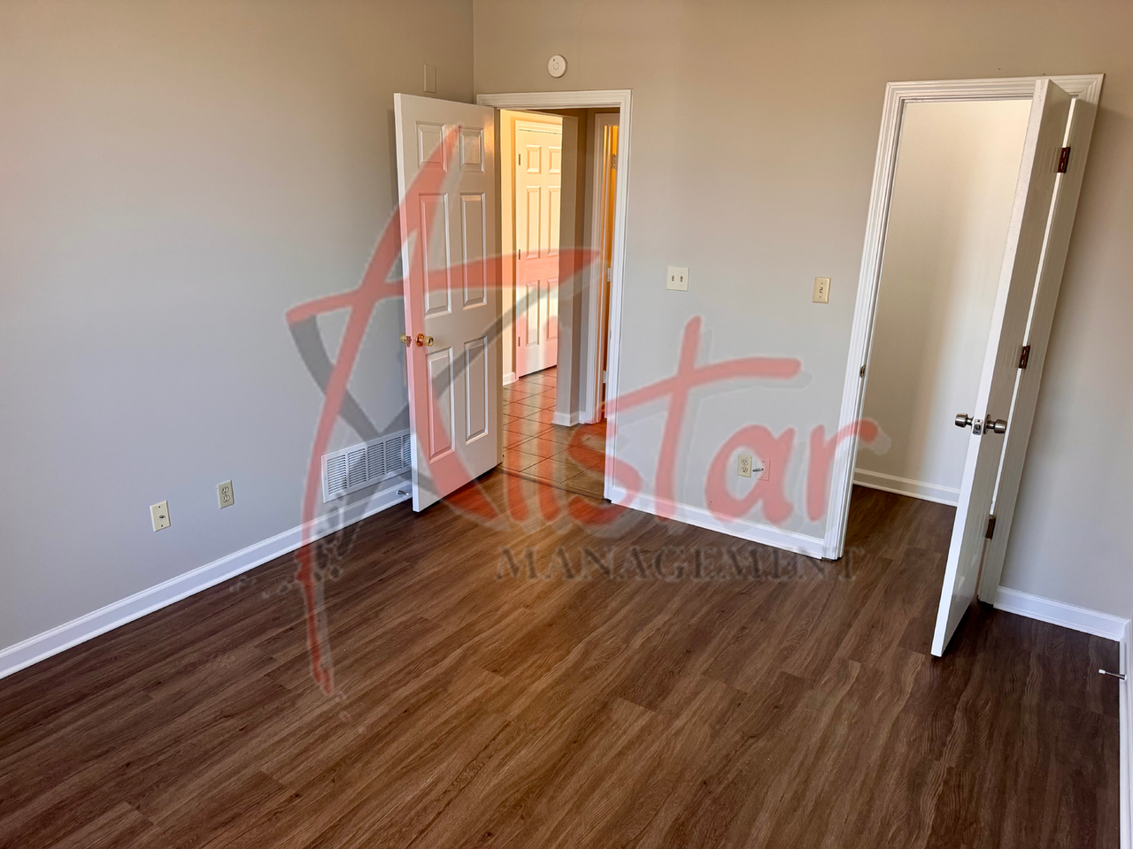 8170 Clubview Dr - Photo 7 of 16