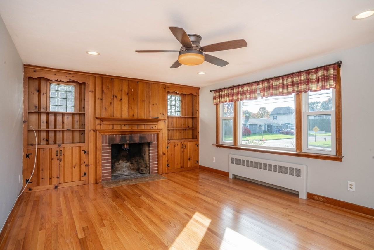 30 Westgate St - Photo 5 of 30