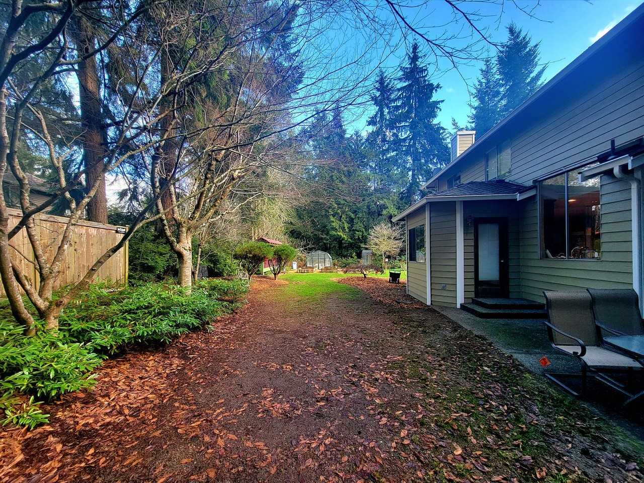 1160 Nw Bramble Ct - Photo 5 of 27