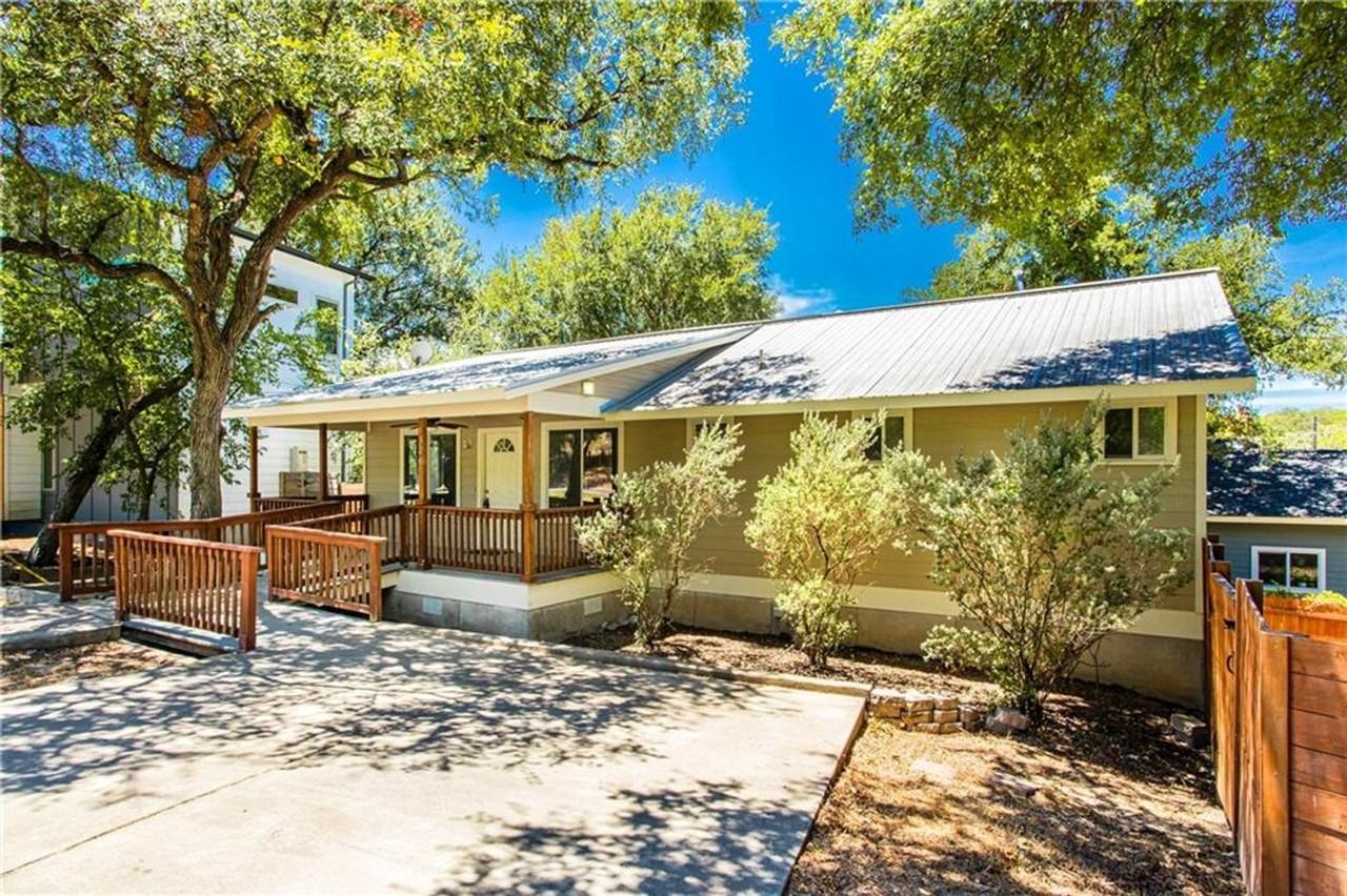 1326 Delano St - Photo 2 of 23