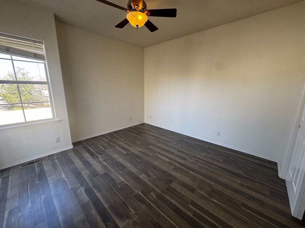 3133 Renaissance Dr Se - Photo 4 of 26