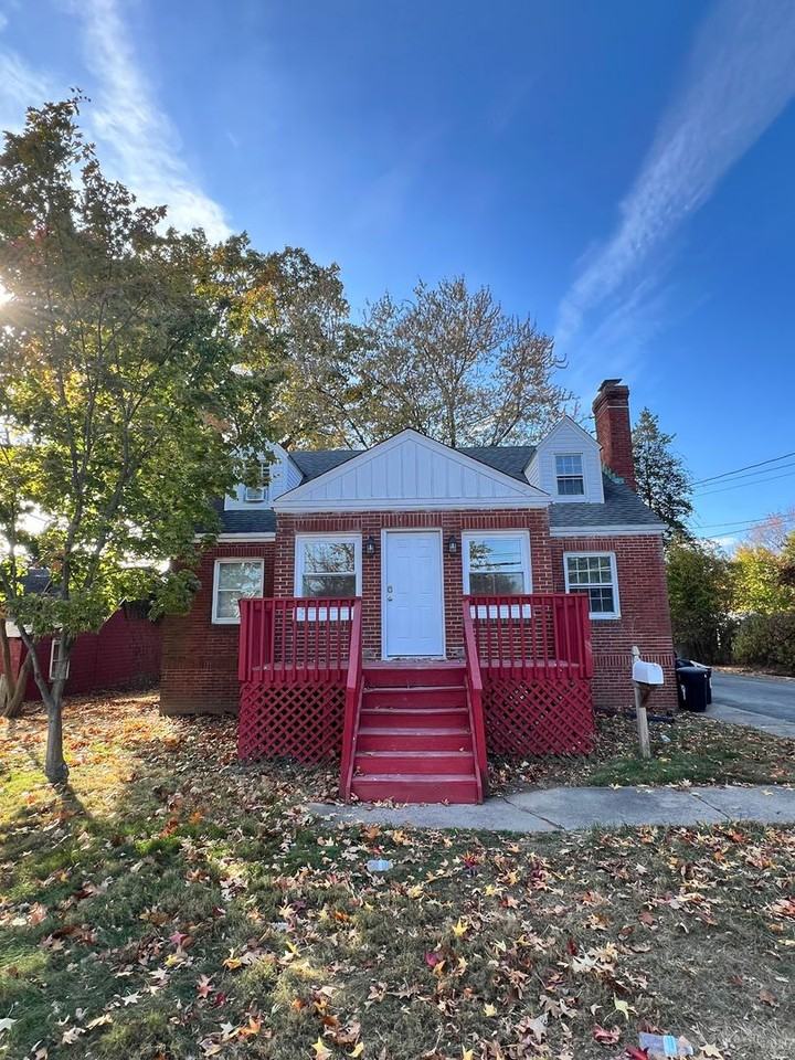 1689 Pennington Rd - Photo 2 of 34