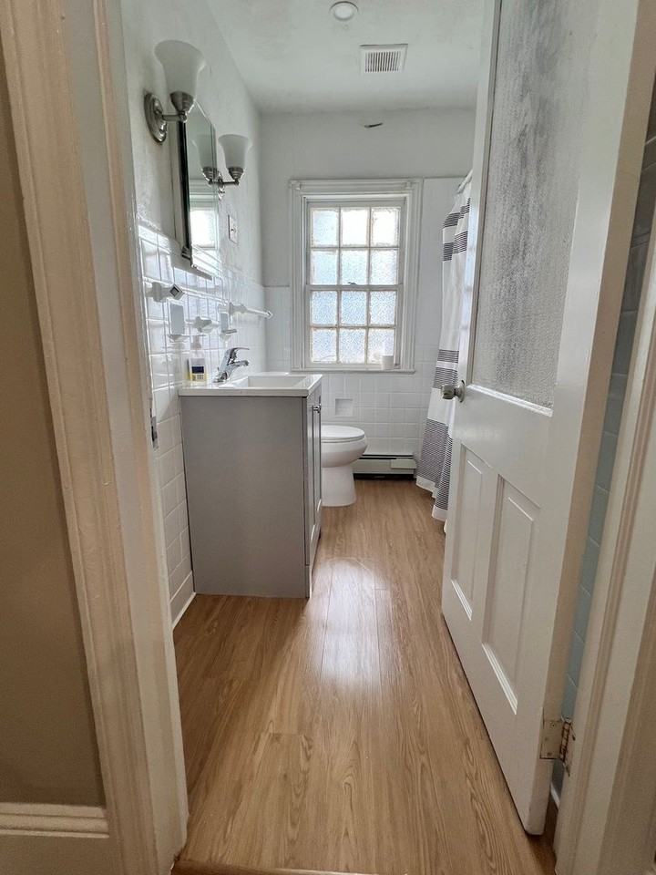 1689 Pennington Rd - Photo 4 of 34