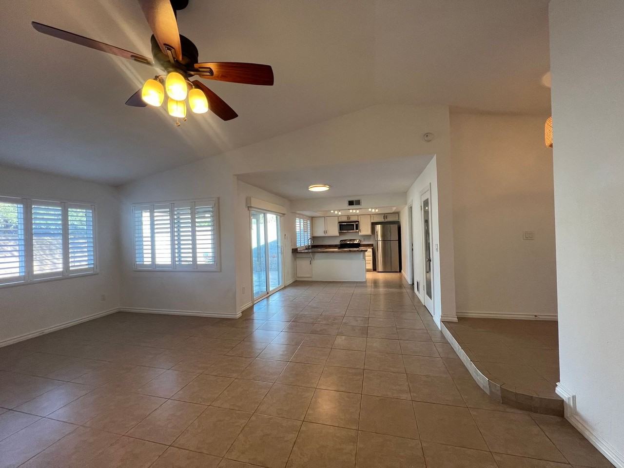 10038 S 46th Pl - Photo 4 of 28