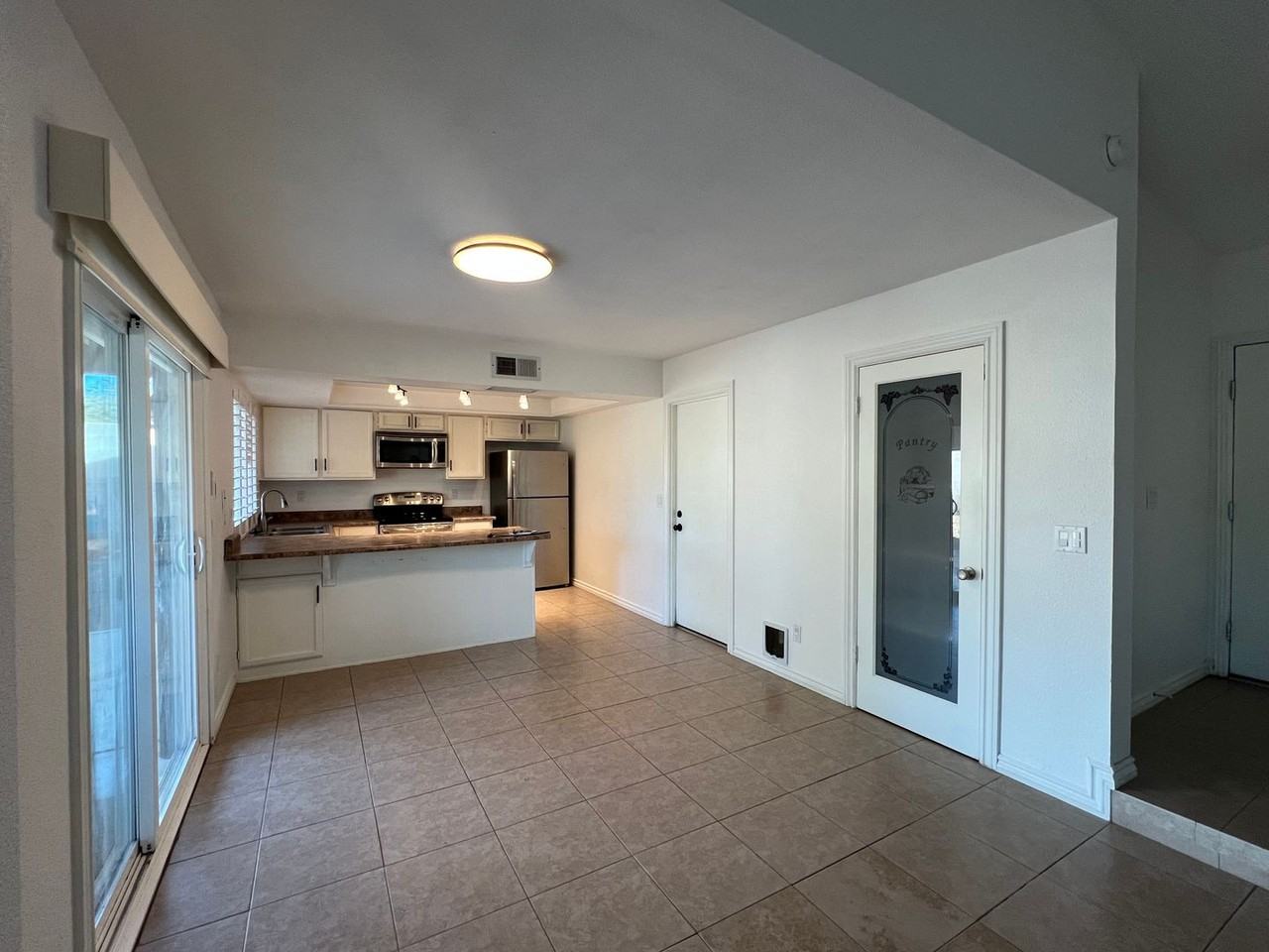 10038 S 46th Pl - Photo 6 of 28