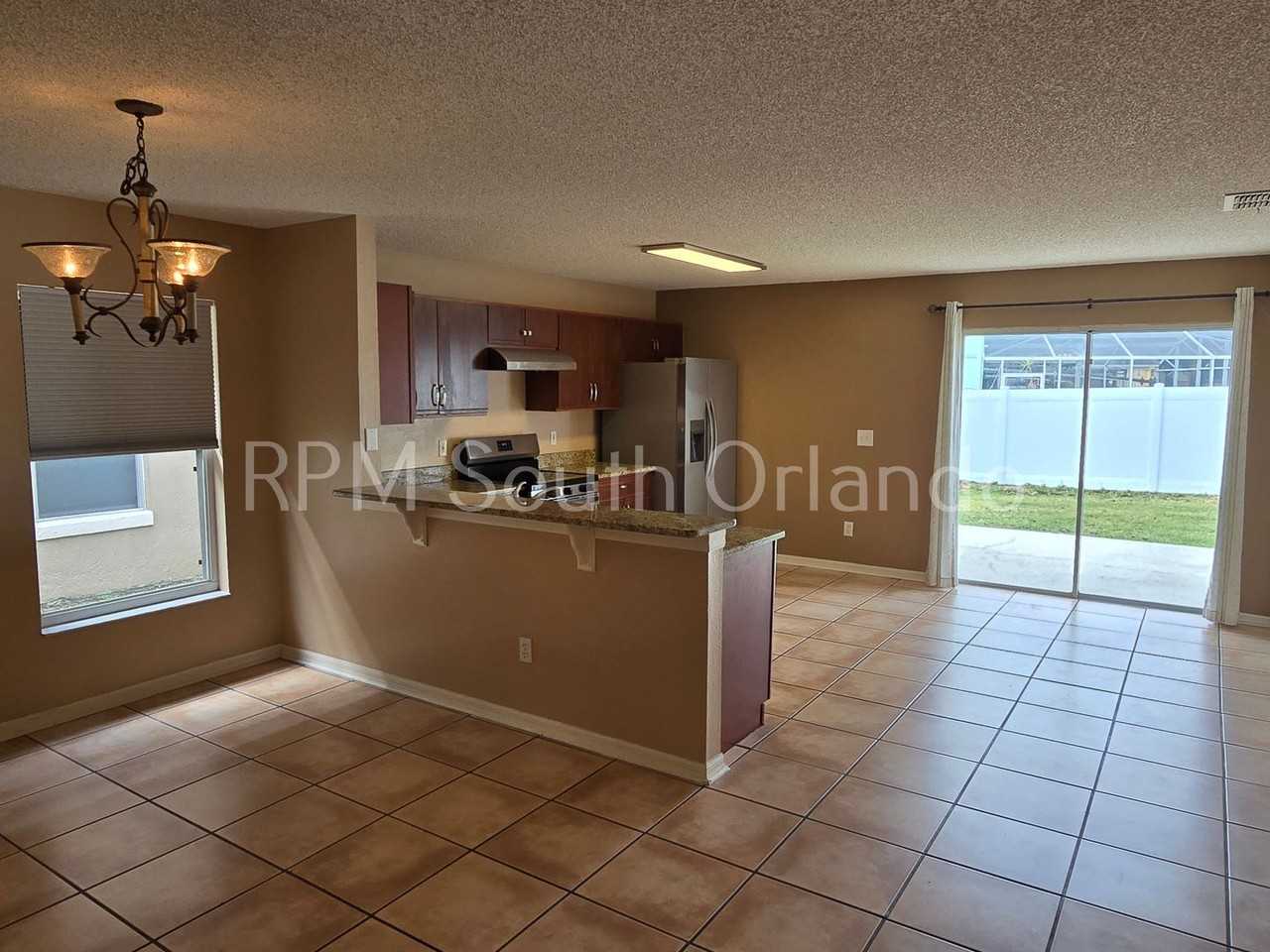 12952 Los Alamitos Ct - Photo 4 of 17