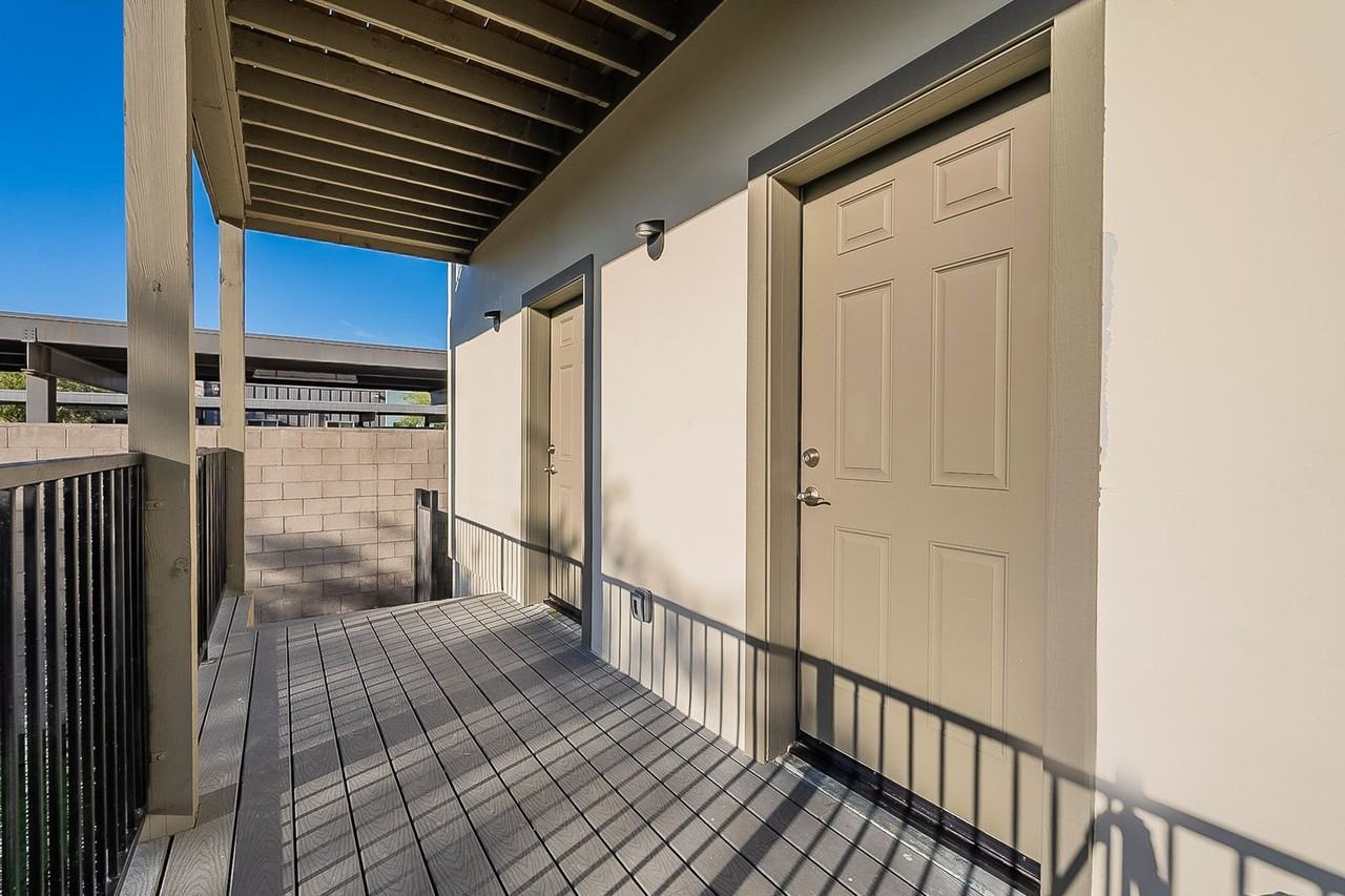 309 N Park Ave - Photo 6 of 40