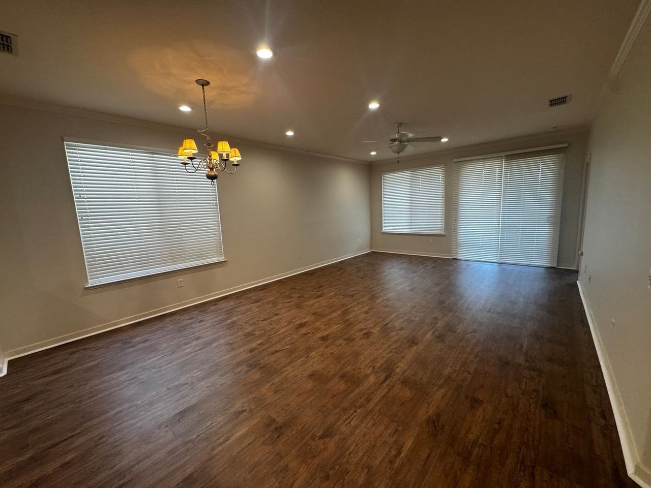 389 Snapdragon Ln - Photo 6 of 8