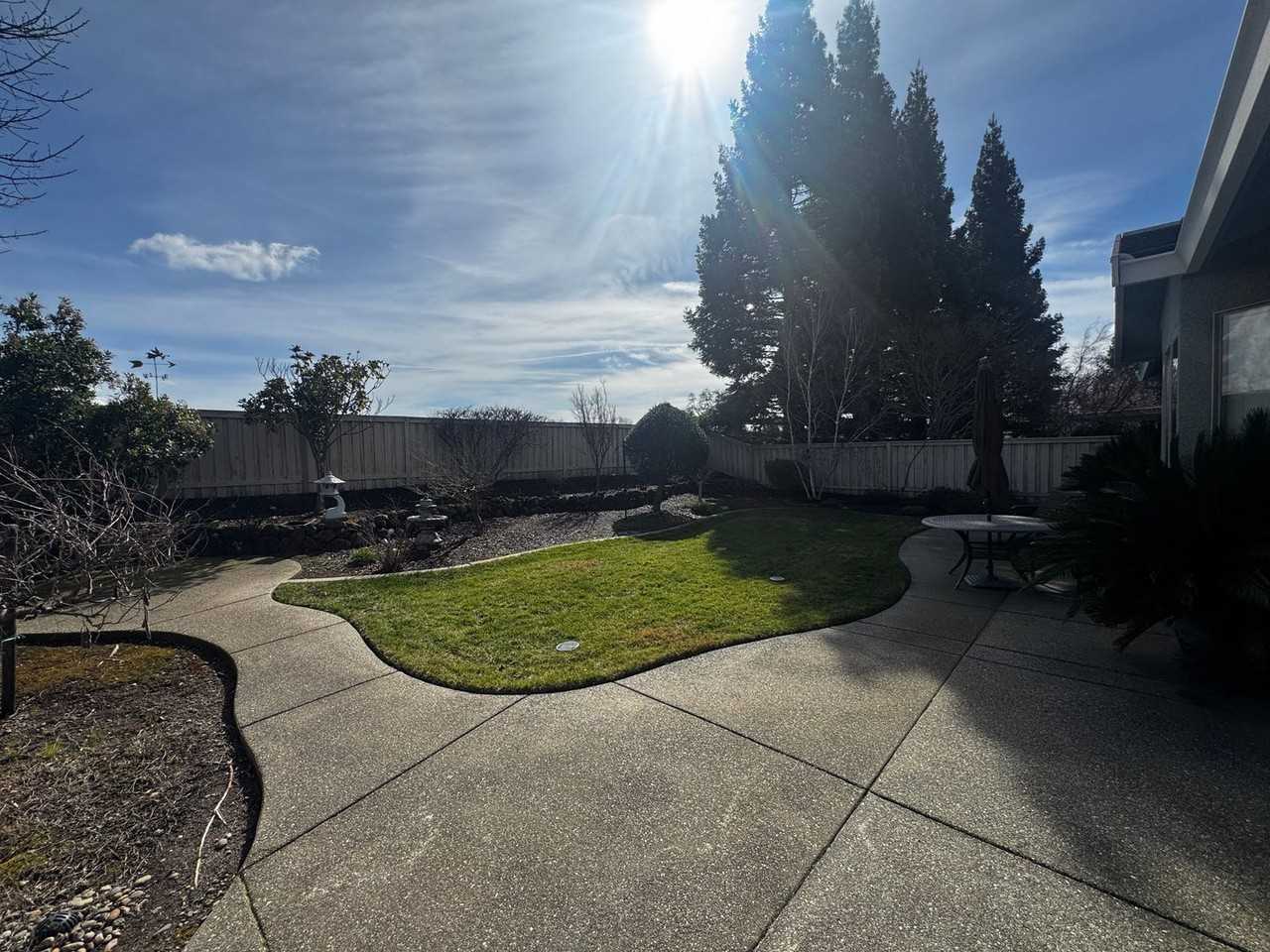 389 Snapdragon Ln - Photo 7 of 8