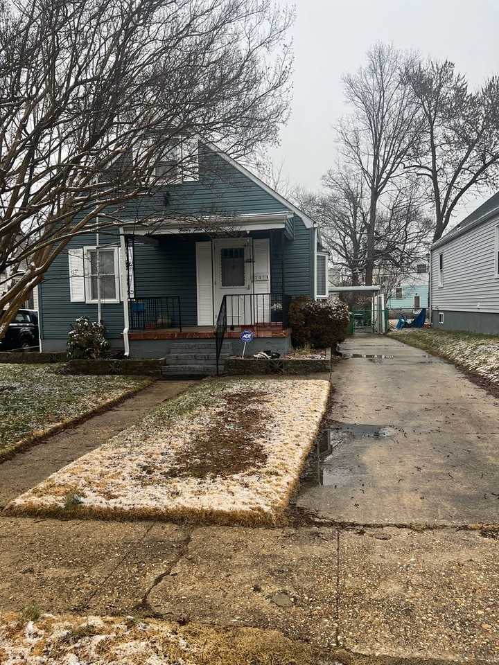 2518 Linwood Rd - Photo 2 of 27