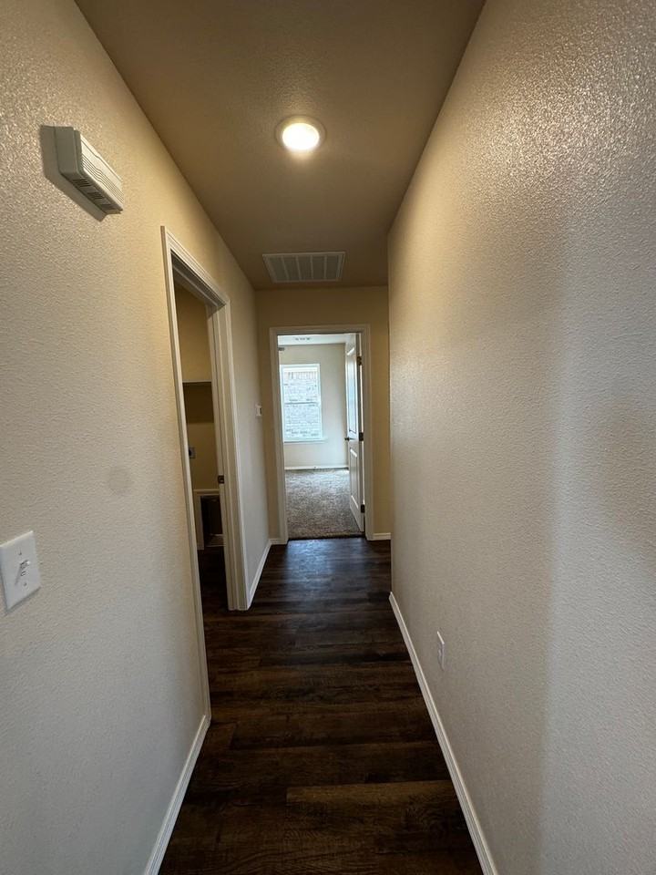 4200 Beacon Rd - Photo 4 of 15