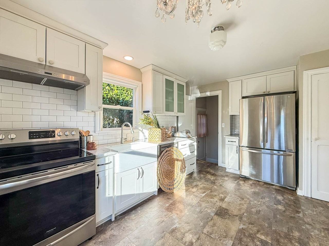 10332 Ashworth Ave N - Photo 2 of 20