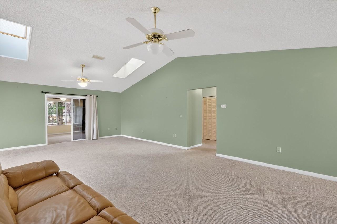 1214 Loch Rannoch Ct - Photo 5 of 49