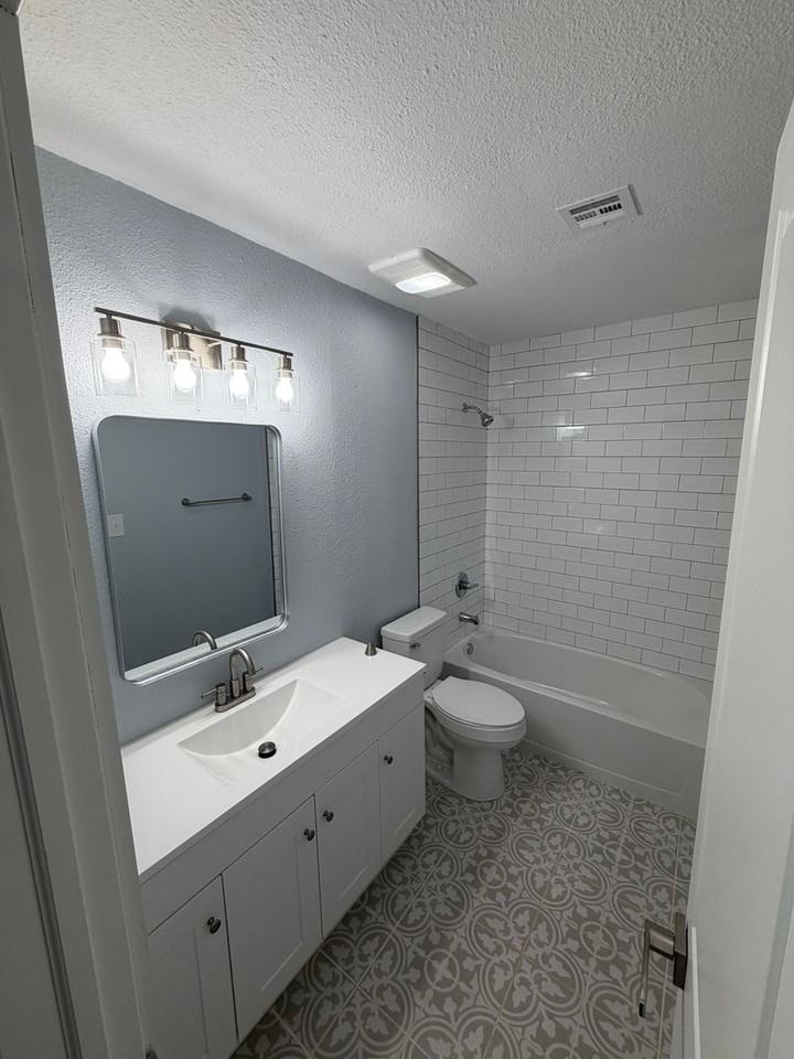 1801 S Missouri Ave - Photo 6 of 20