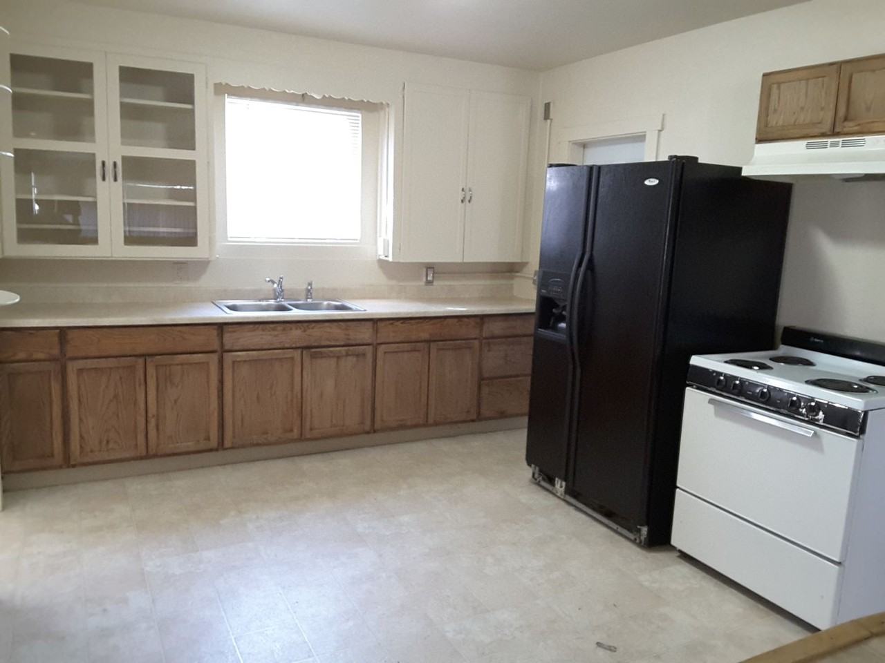 154 W 10th St - Photo 7 of 12