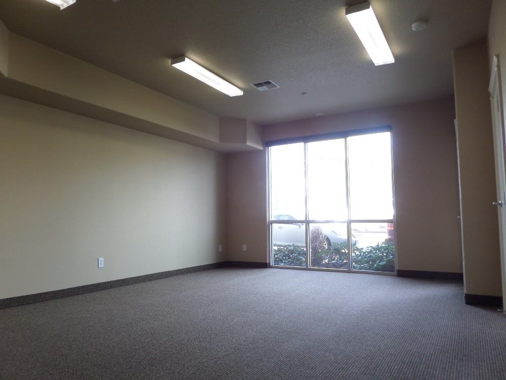 1103 Se Rasmussen Blvd - Photo 2 of 19