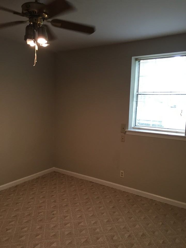 211 Hickory Forge Dr - Photo 7 of 9