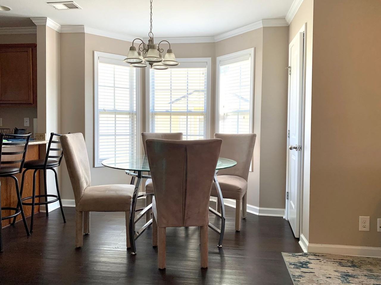 337 Sam Houston Cir - Photo 4 of 19