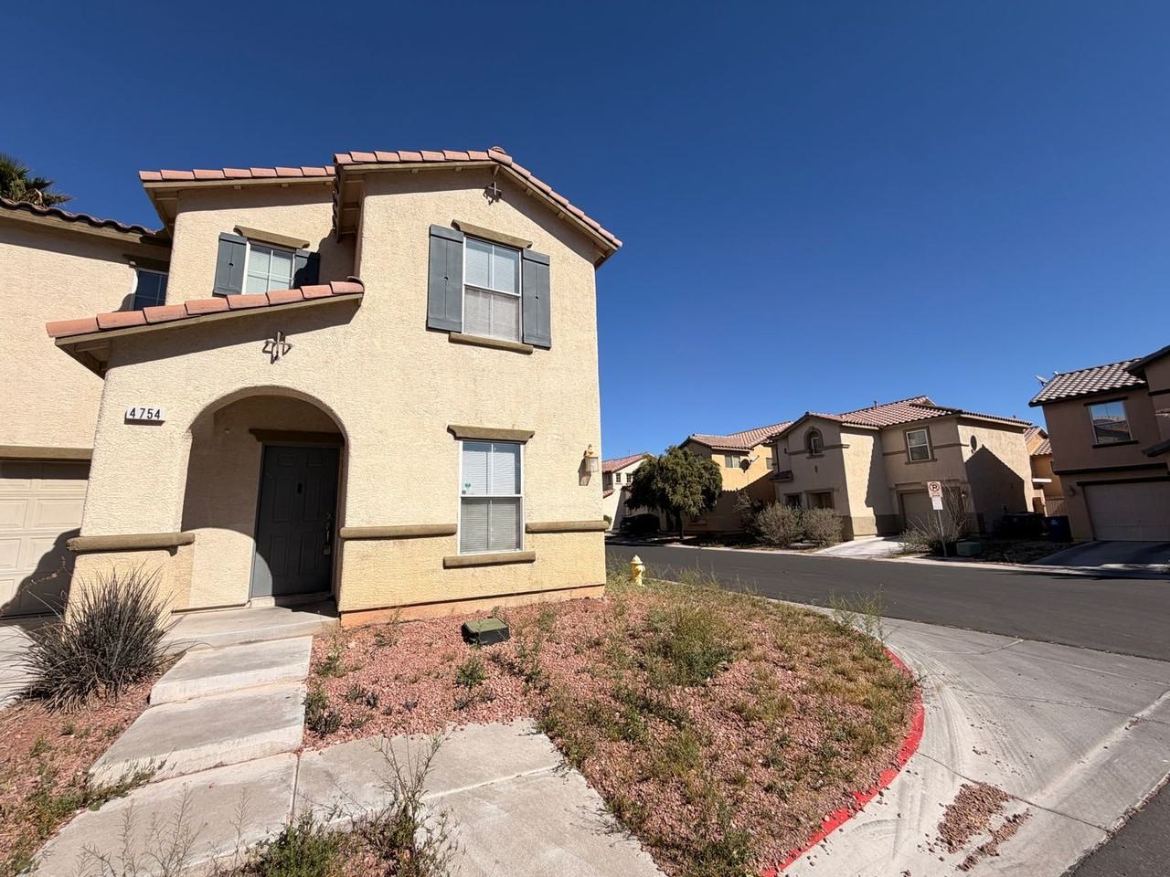 4754 Idols Eye Ct - Photo 2 of 27
