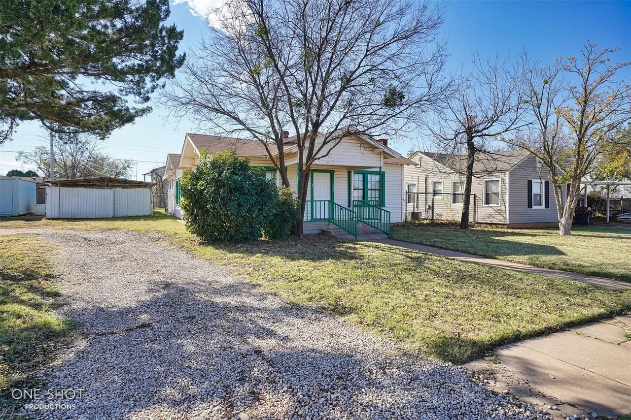 1809 Sandefer St - Photo 2 of 34