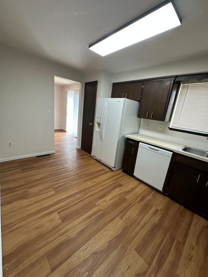 3009 S Collins Rd - Photo 6 of 23