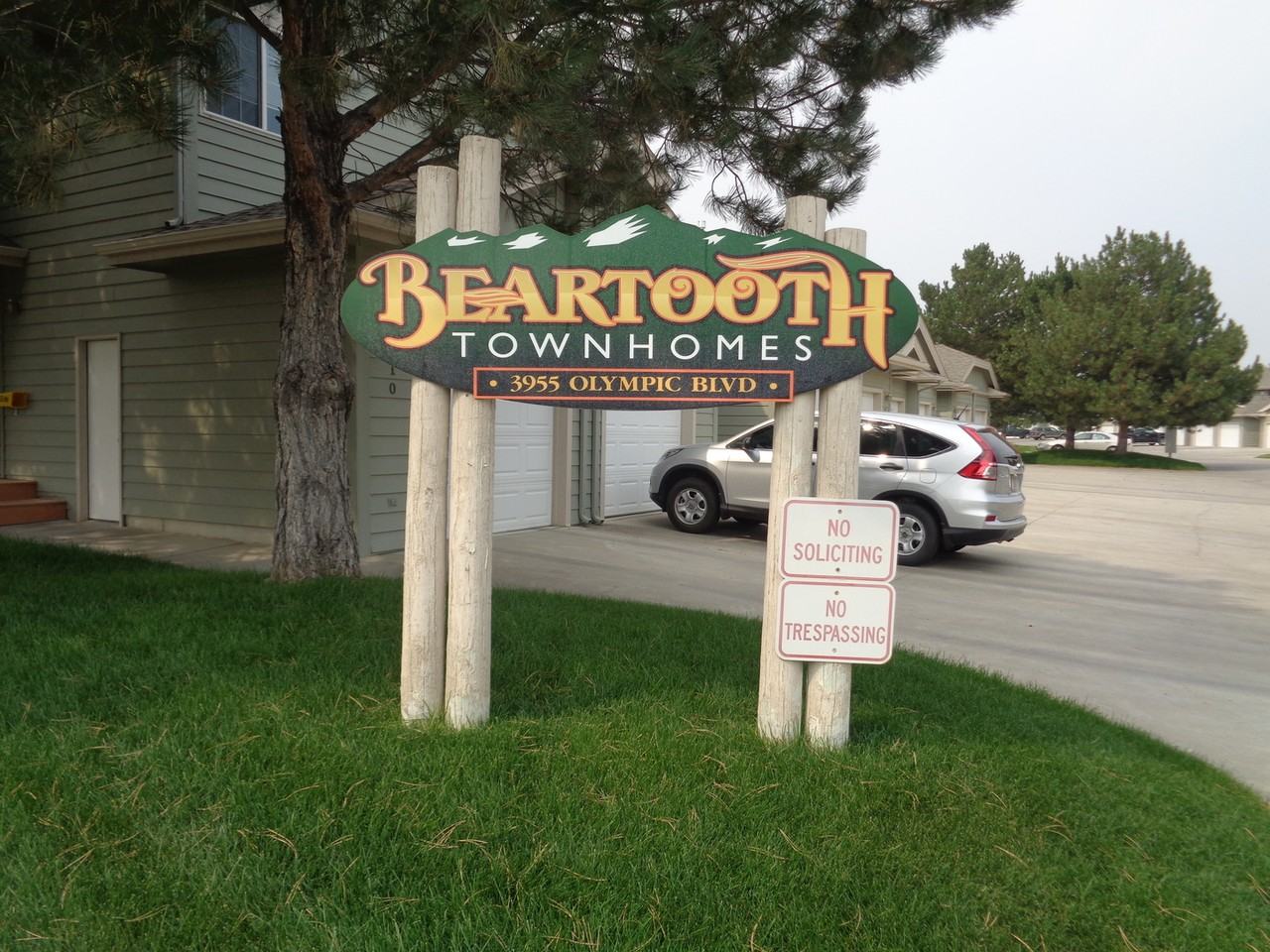 3955 Olympic Blvd #4 - Photo 2 of 11