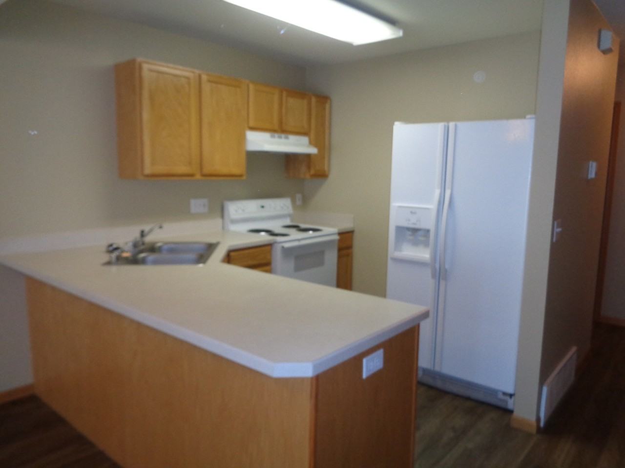 3955 Olympic Blvd #4 - Photo 3 of 11