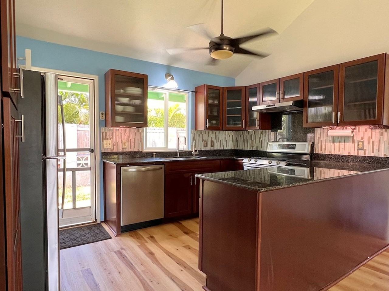 Mei Pl - Photo 4 of 12