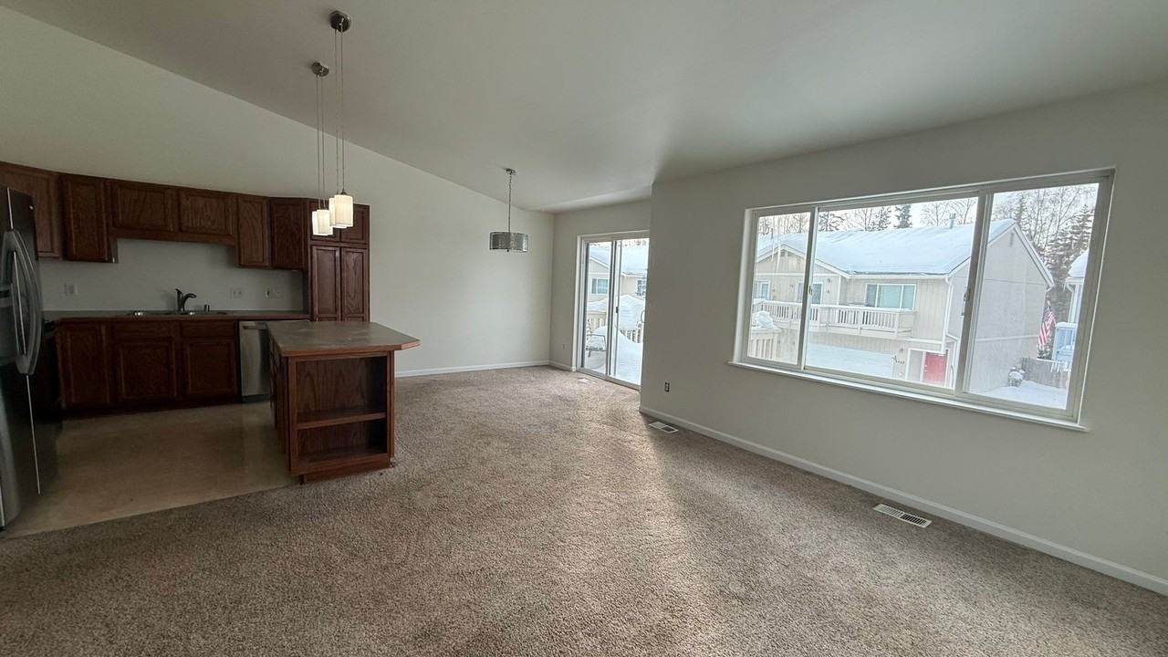 6464 Fairweather Dr - Photo 2 of 18
