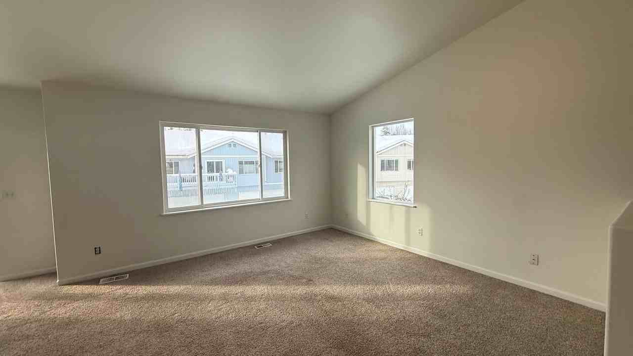 6464 Fairweather Dr - Photo 3 of 18
