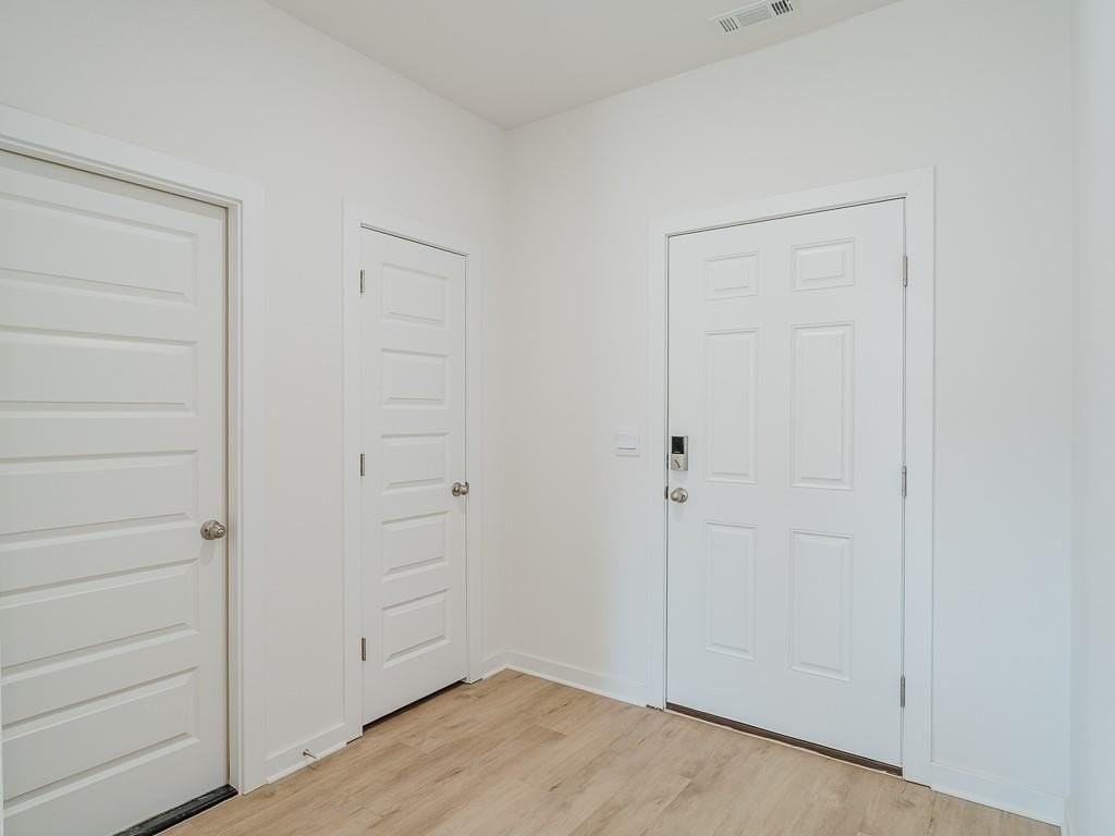 3051 Amarillo  WY - Photo 4 of 26