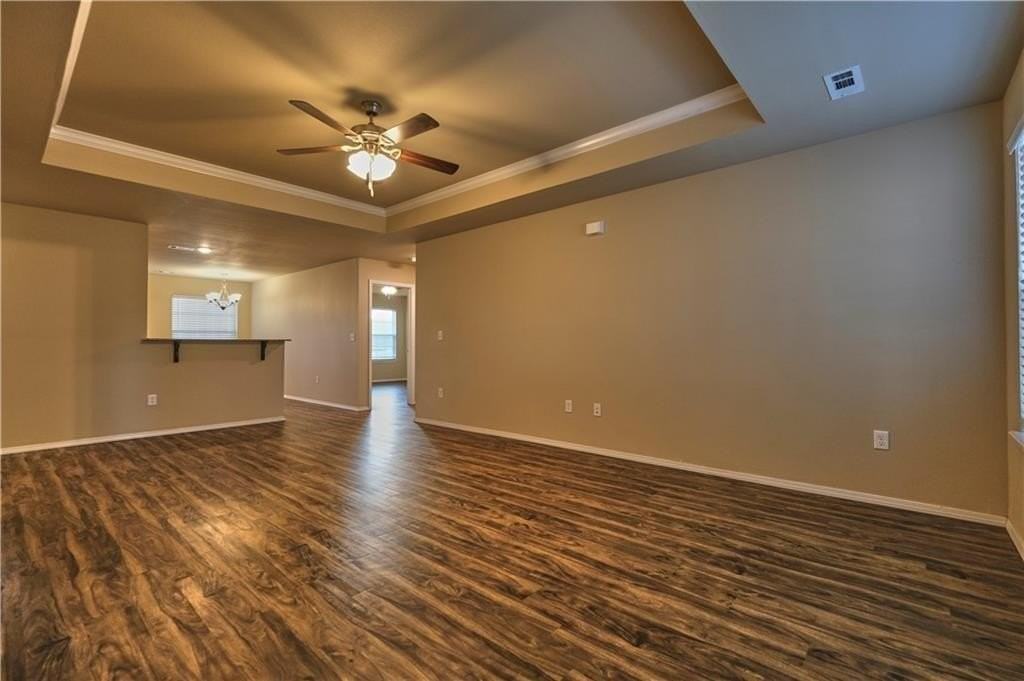 2113 Ridge St - Photo 5 of 27